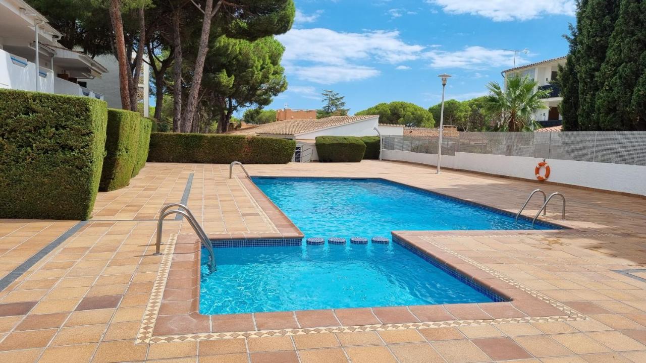 Apartamento Familiar Con Piscina Y Wifi L' Escala Buitenkant foto